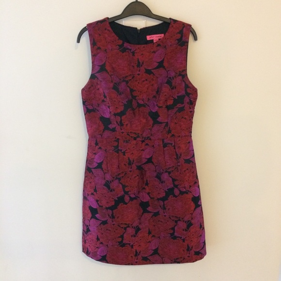 Betsey Johnson Cherry‎ Red Floral Brocade Sheath Dress - Picture 7 of 7